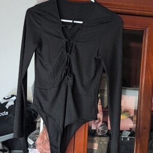 SHEIN Black Lace-Up Long Sleeve Bodysuit